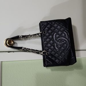 Chanel Grand Shopper